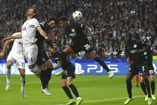E. Frankfurt vs Marseille (02:00 – 27/10) | Xem lại trận đấu