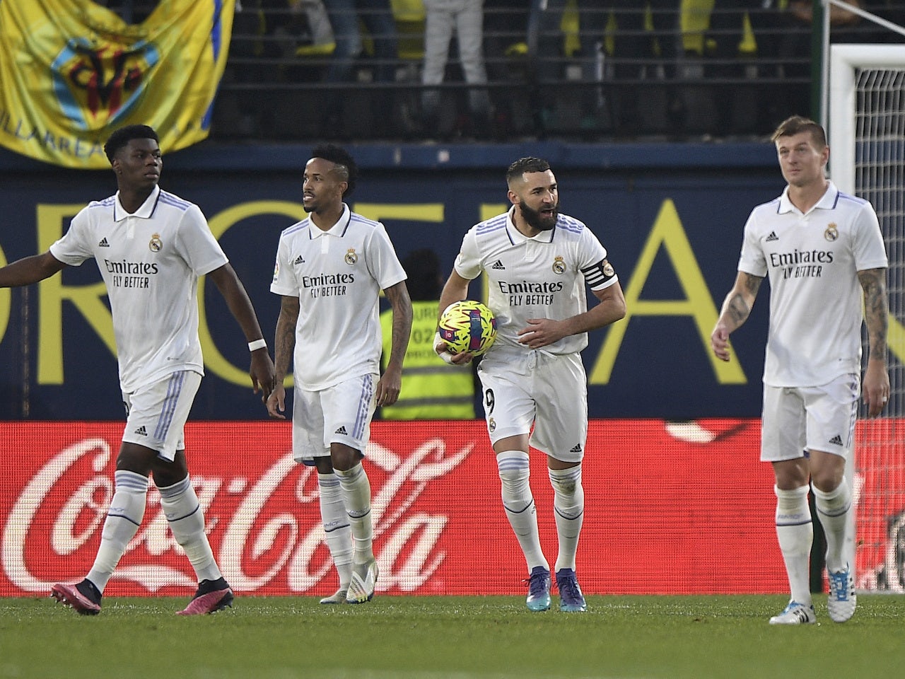 Real Madrid vs Valencia (01:00 – 12/01) | Xem lại trận đấu