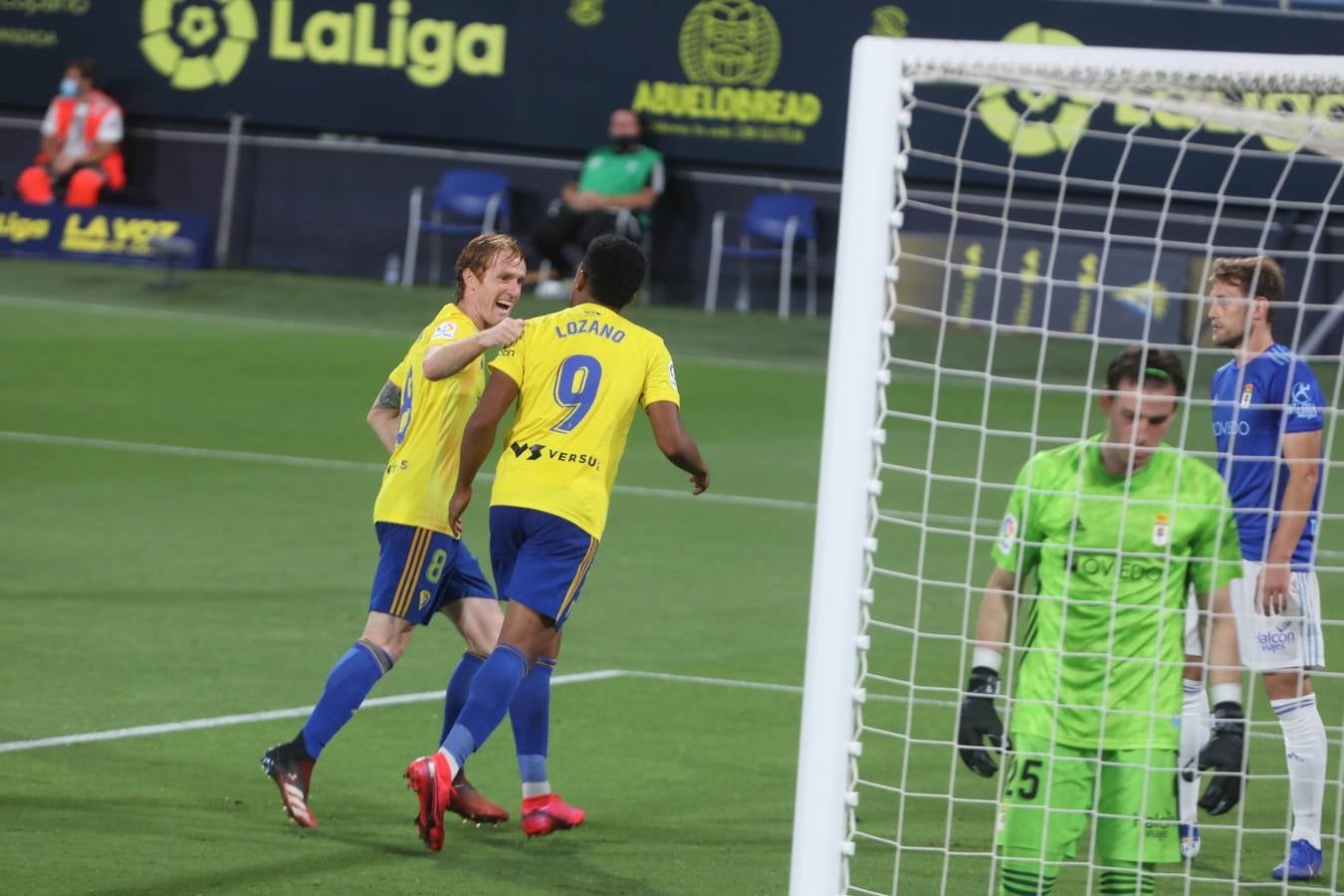 nhan-dinh-soi-keo-oviedo-vs-cadiz-luc-23h30-ngay-1-6-2025-1