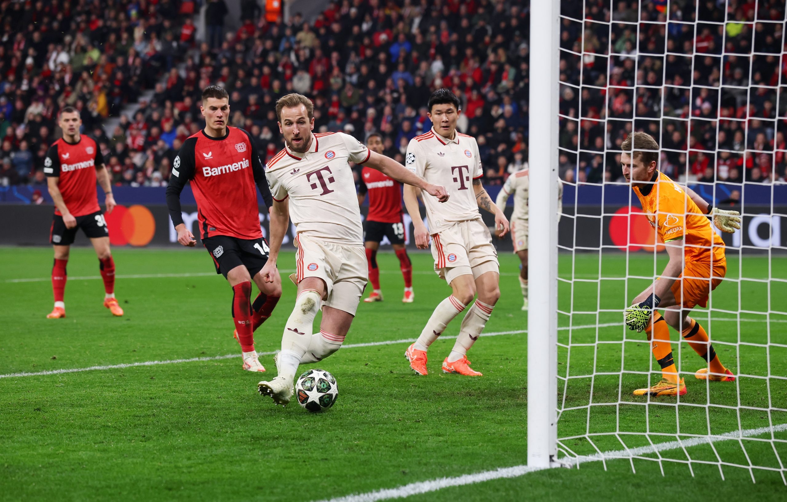 nhan-dinh-soi-keo-bayern-vs-leverkusen-luc-00h30-ngay-2-11-2025-1