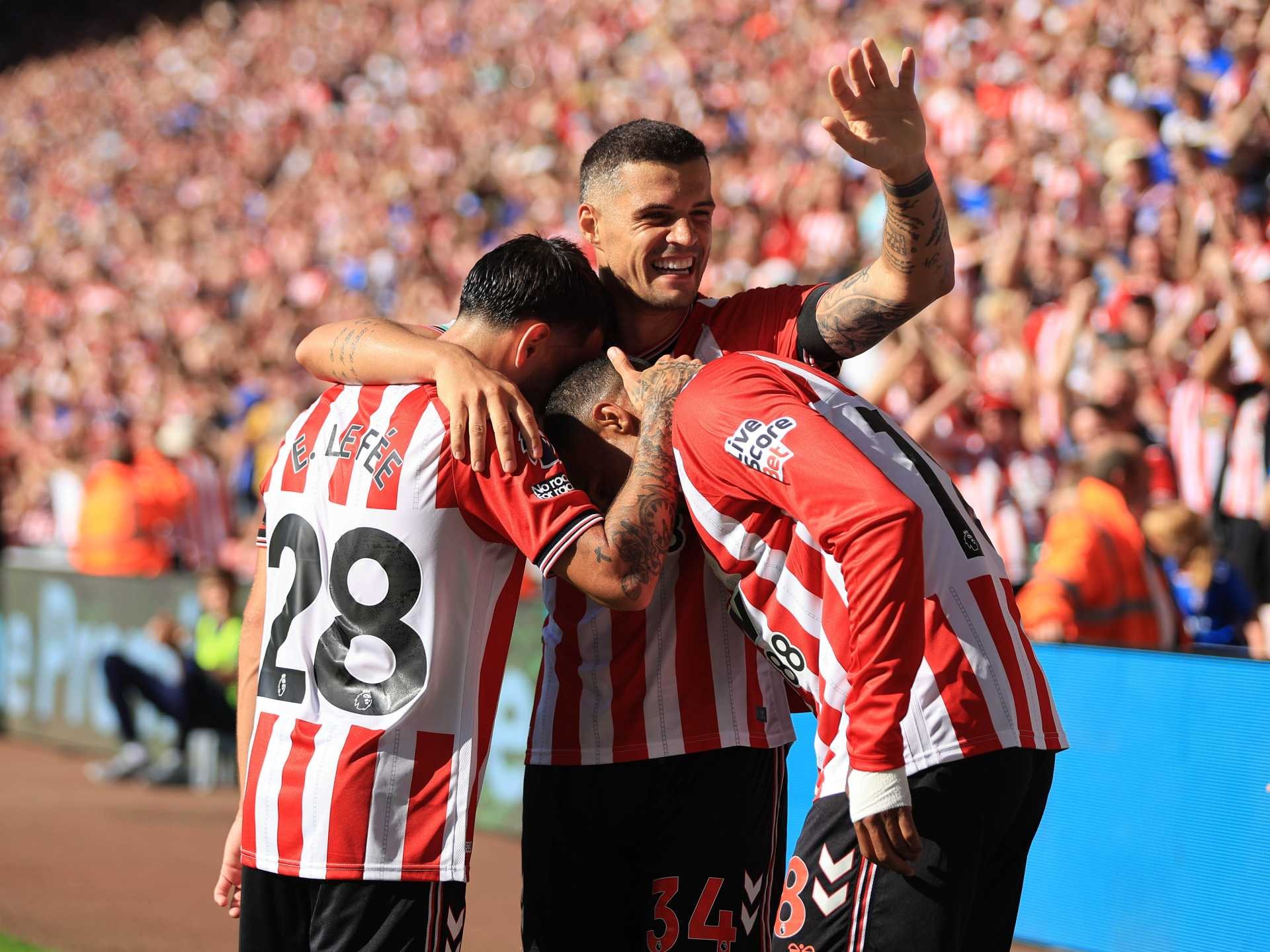 nhan-dinh-soi-keo-sunderland-vs-wolves-luc-21h00-ngay-18-10-2025-1