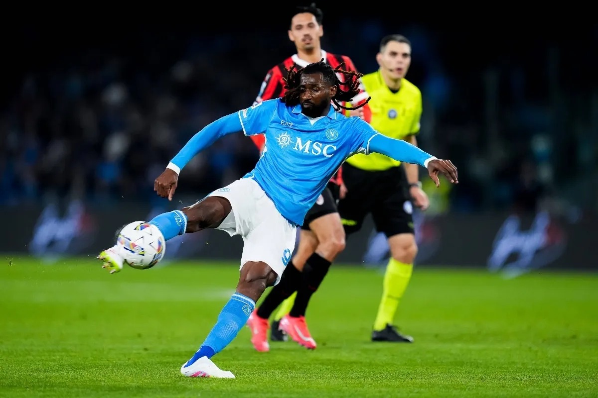 nhan-dinh-soi-keo-bologna-vs-napoli-luc-21h00-ngay-9-11-2025-1