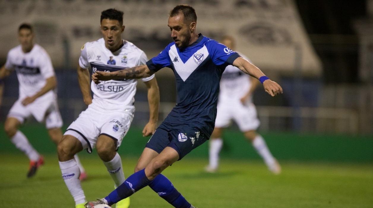 nhan-dinh-soi-keo-gimnasia-vs-velez-sarsfield-luc-03h00-ngay-11-11-2025-1