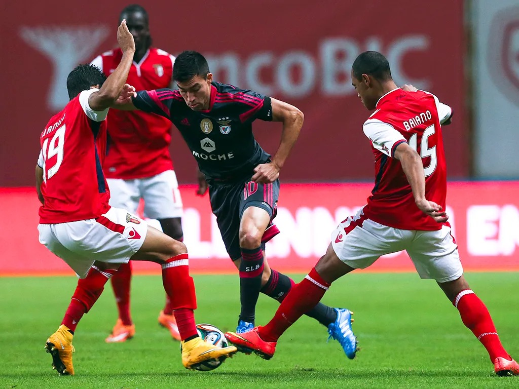 nhan-dinh-soi-keo-braga-vs-benfica-luc-01h00-ngay-29-12-2025-1