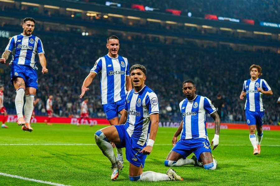 nhan-dinh-soi-keo-porto-vs-malmo-luc-03h00-ngay-12-12-2025-1