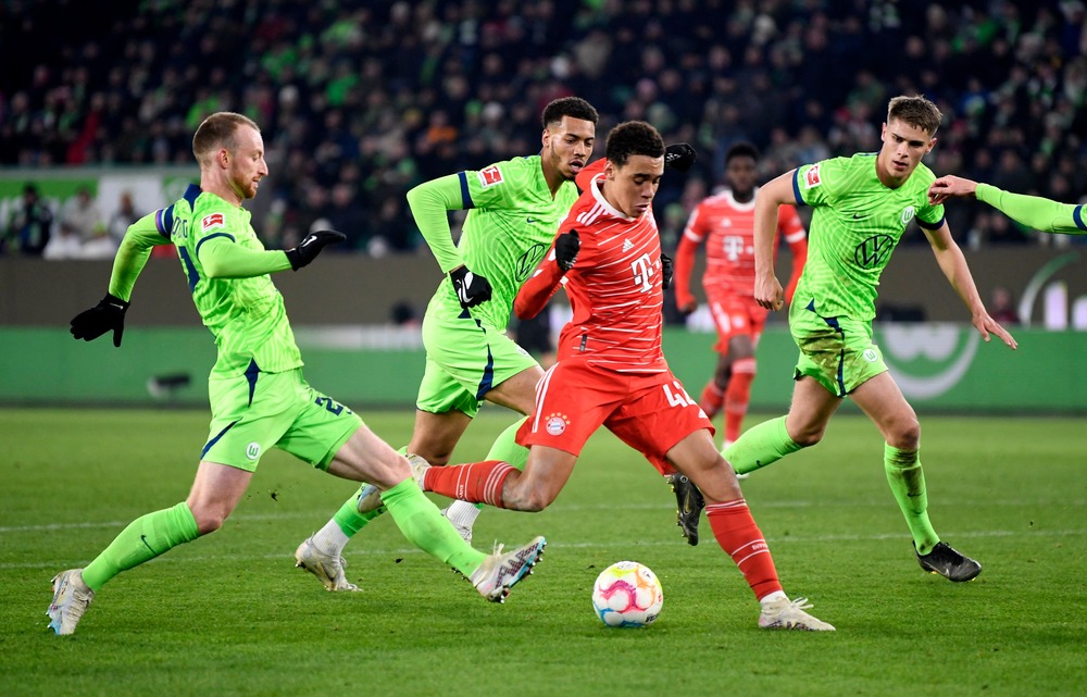 nhan-dinh-soi-keo-bayern-munich-vs-vfl-wolfsburg-luc-23h30-ngay-11-1-2026