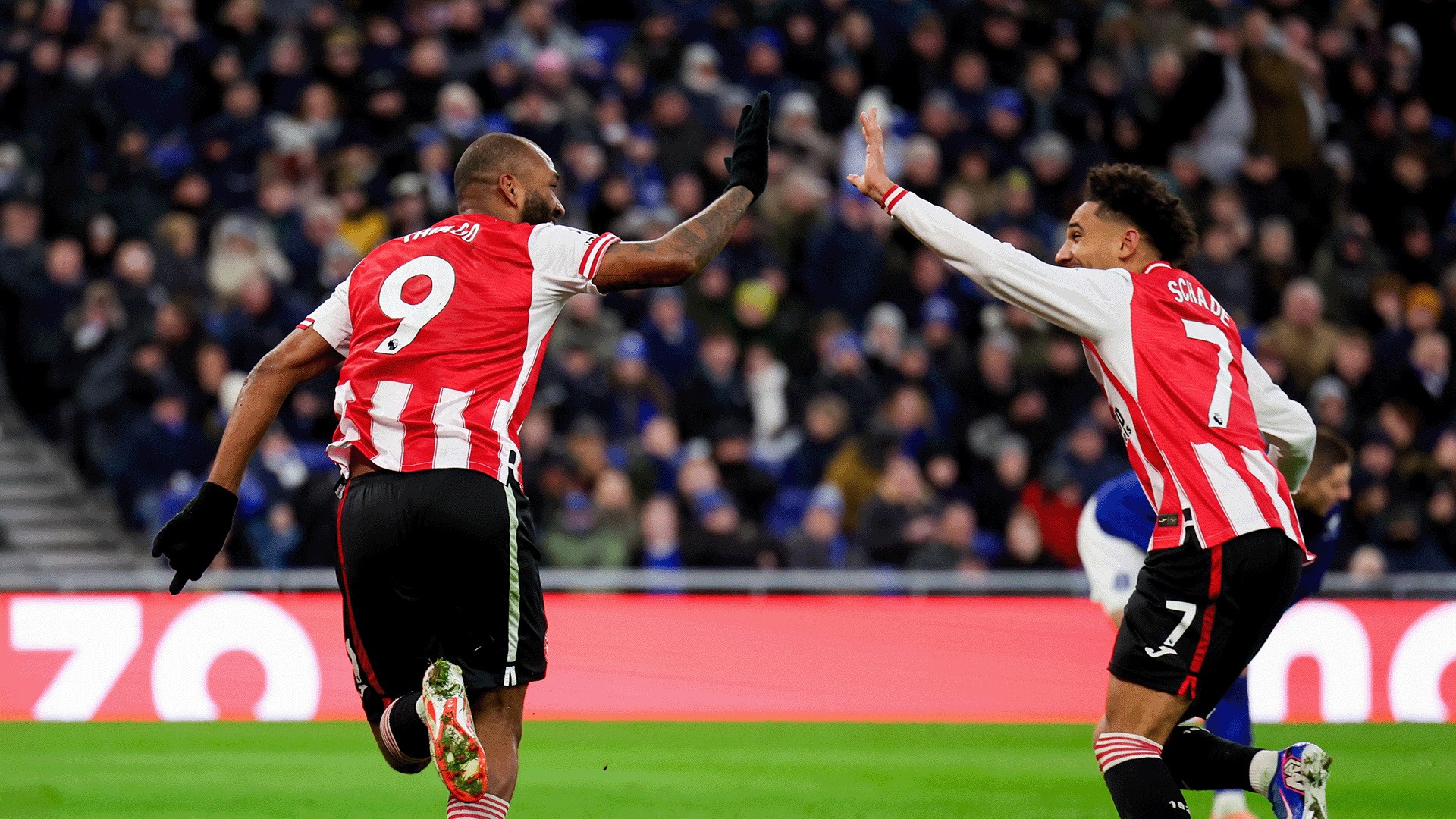 nhan-dinh-soi-keo-macclesfield-vs-brentford-luc-02h30-ngay-17-2-2026-1